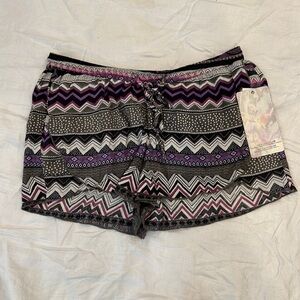 NWT Harmony & Havoc Shorts Size Medium